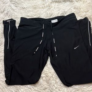 Nike dri fit leggings size L